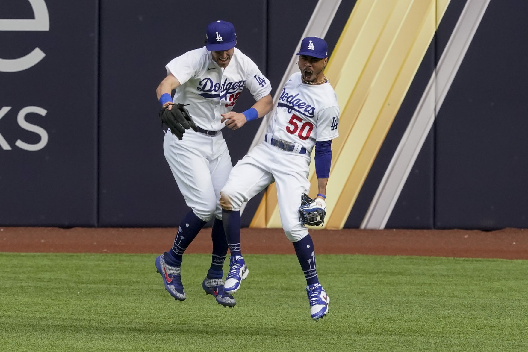 APTOPIX NLCS Braves Dodgers Baseball
